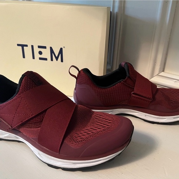 TIEM Slipstream Cycling Shoes in Merlot sz 8 - Picture 4 of 9